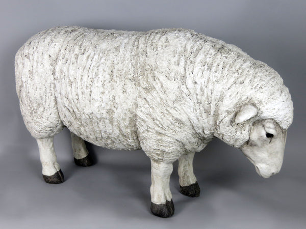 Large Realistic Sheep Ornament - FC022